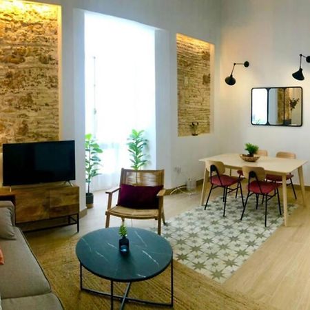 Gatu Premium Villa Libertad, Preferente Mayores De 25 Anos Y Familias Cadiz Luaran gambar