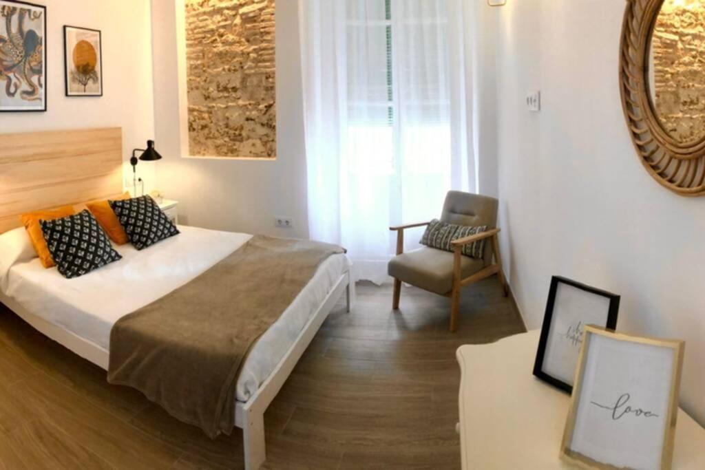 Gatu Premium Villa Libertad, Preferente Mayores De 25 Anos Y Familias Cadiz Luaran gambar